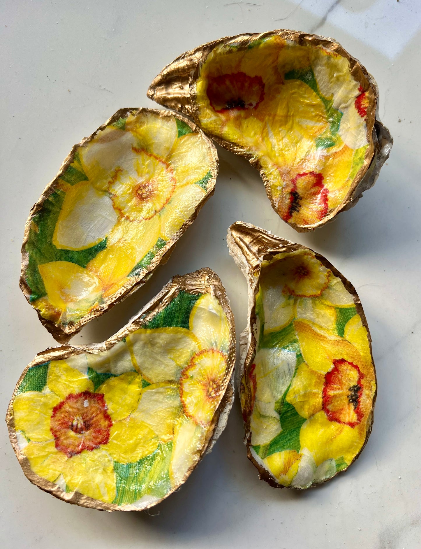 Daffodil Oyster shell ring trinket dish