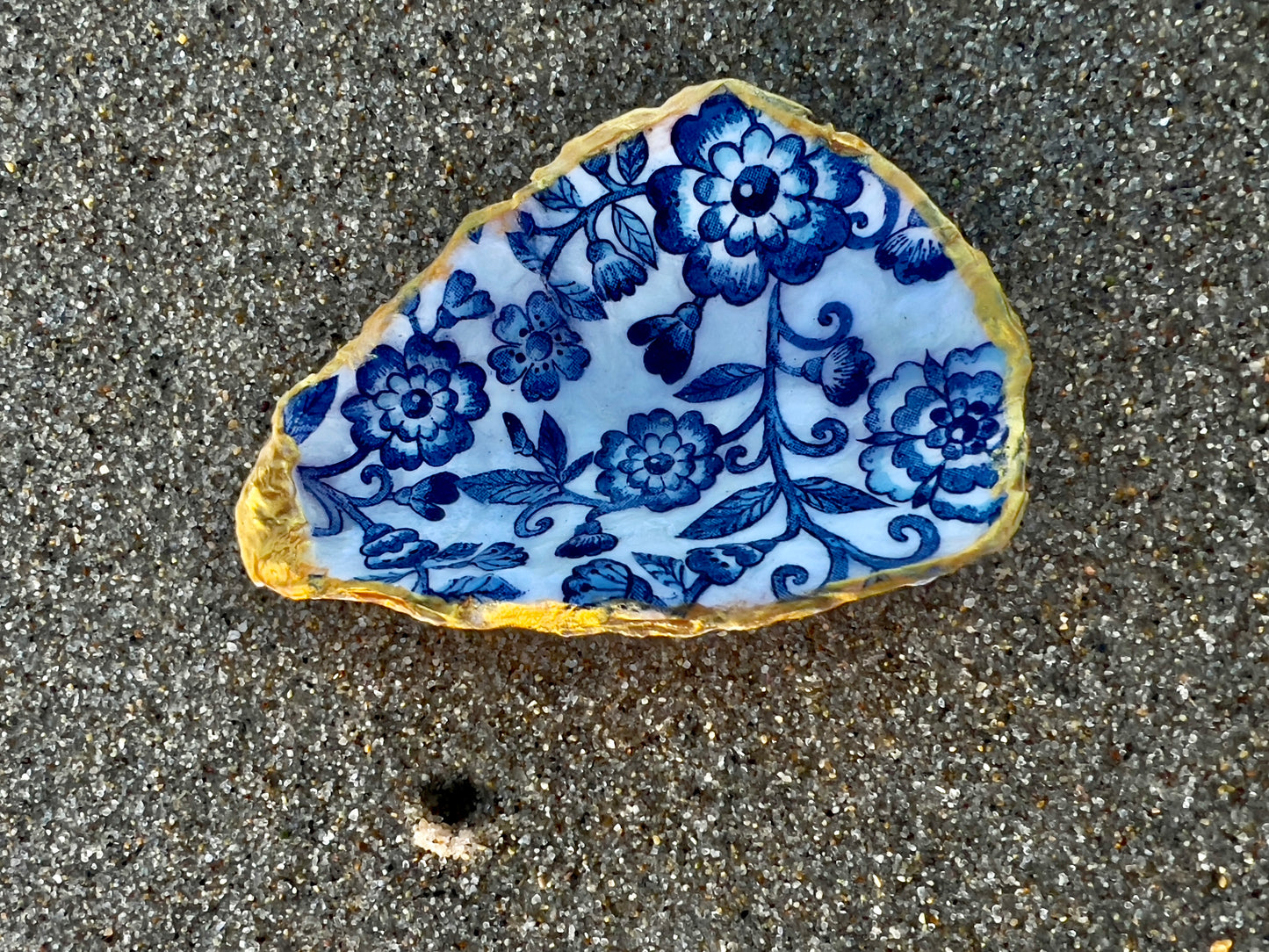 Oyster shell trinket dish